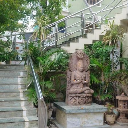 Hotel City Palace Brahmapur Exteriér fotografie