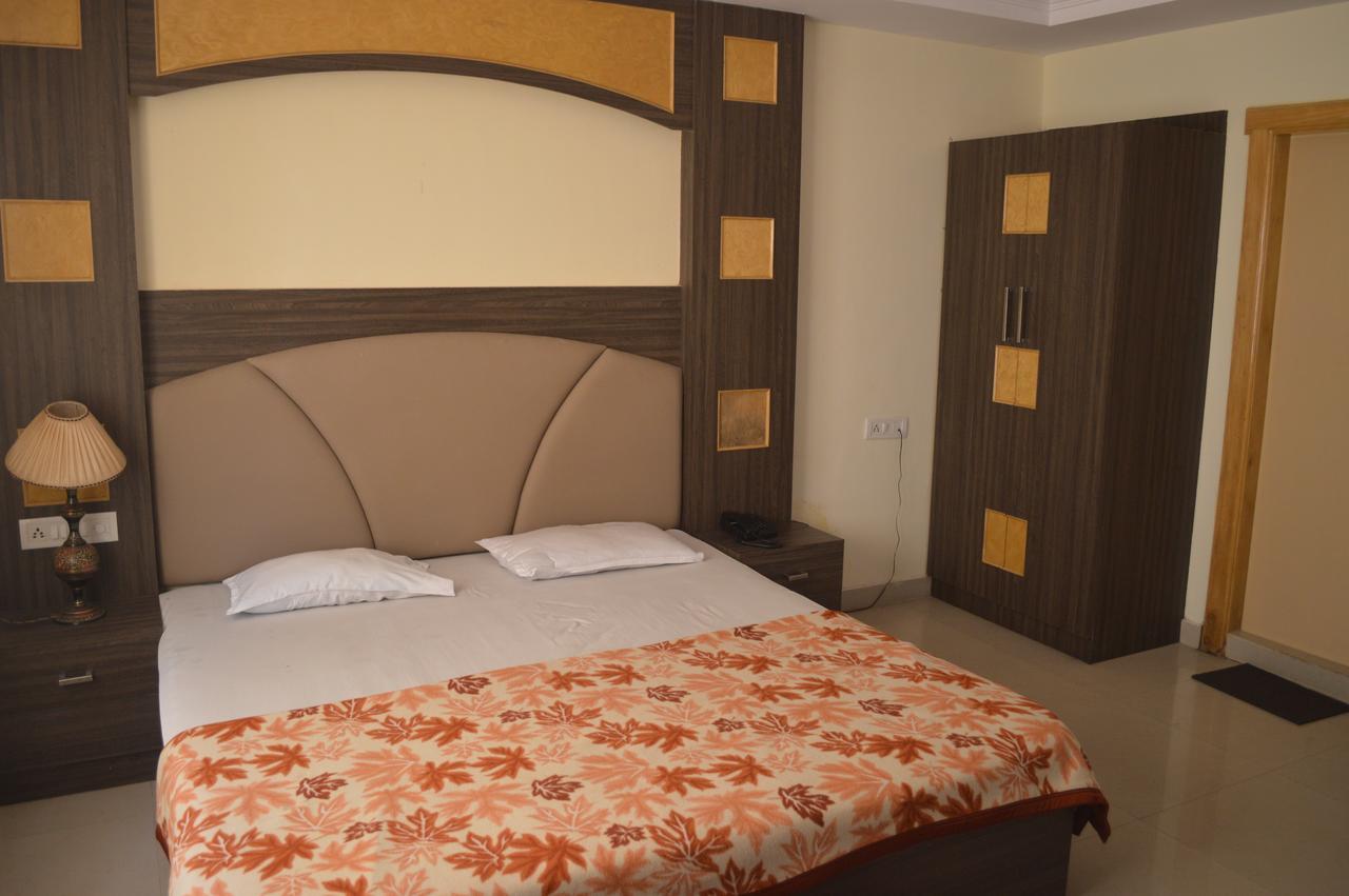 Hotel City Palace Brahmapur Pokoj fotografie