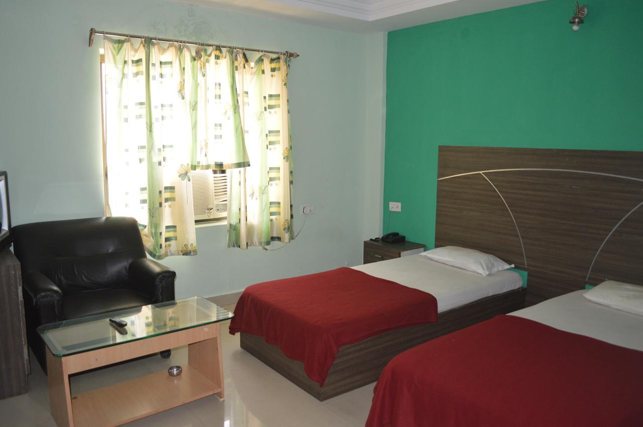 Hotel City Palace Brahmapur Pokoj fotografie