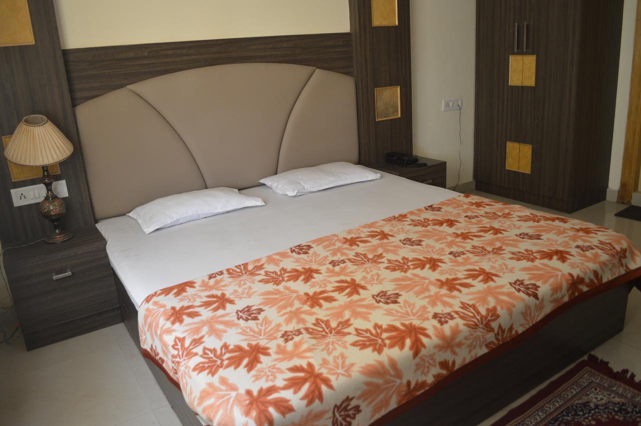 Hotel City Palace Brahmapur Exteriér fotografie